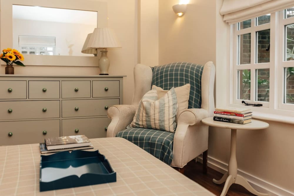 Garden Lodge - From 145 Per Night