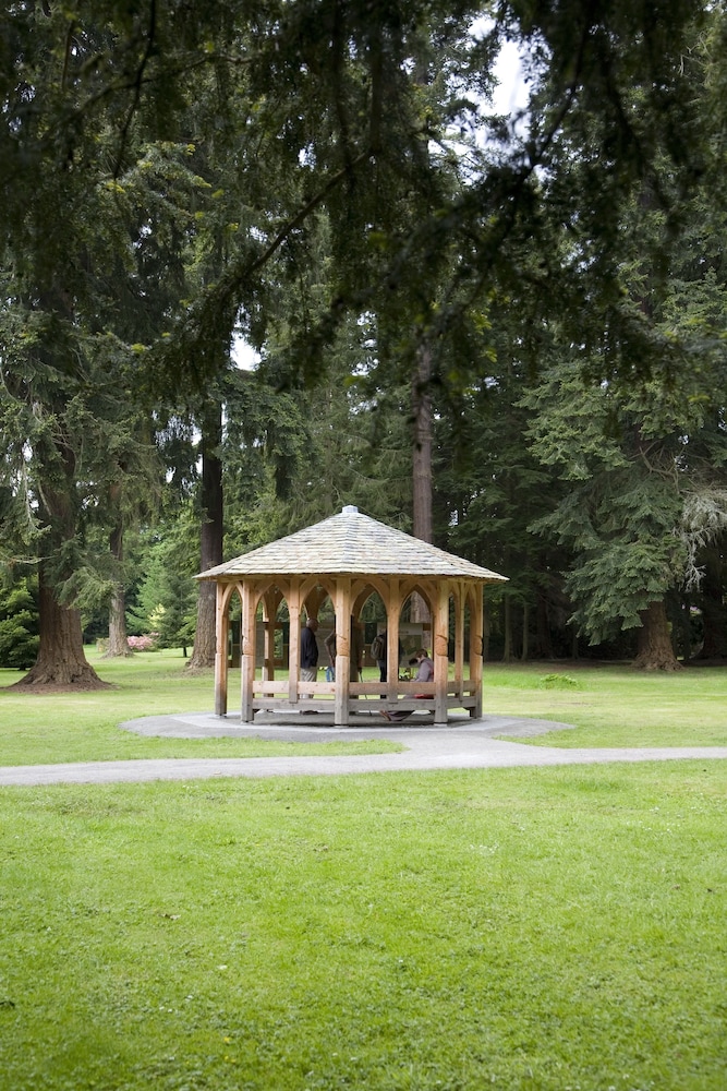 Balvaird Wing at Scone Palace view 2