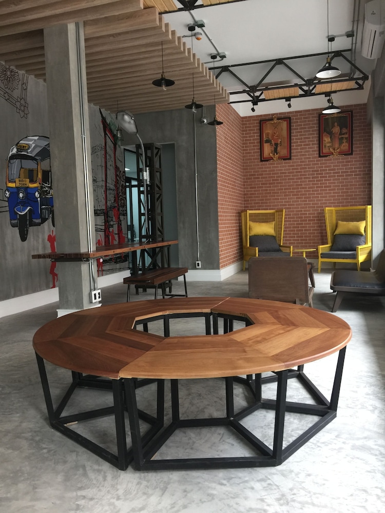 lounge