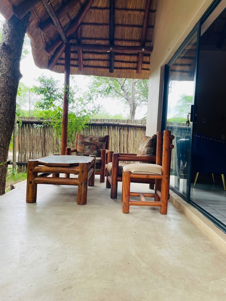 Pan African Safari Lodge