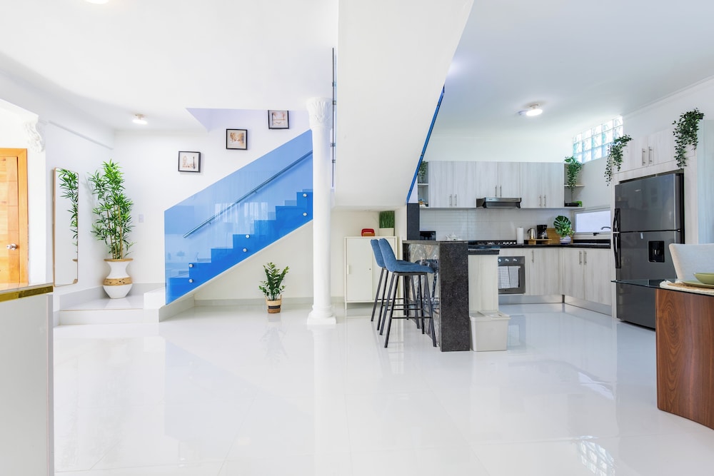 Drake Villa 5