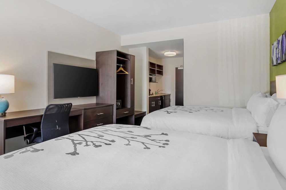 Sleep Inn & Suites Liberty view 5