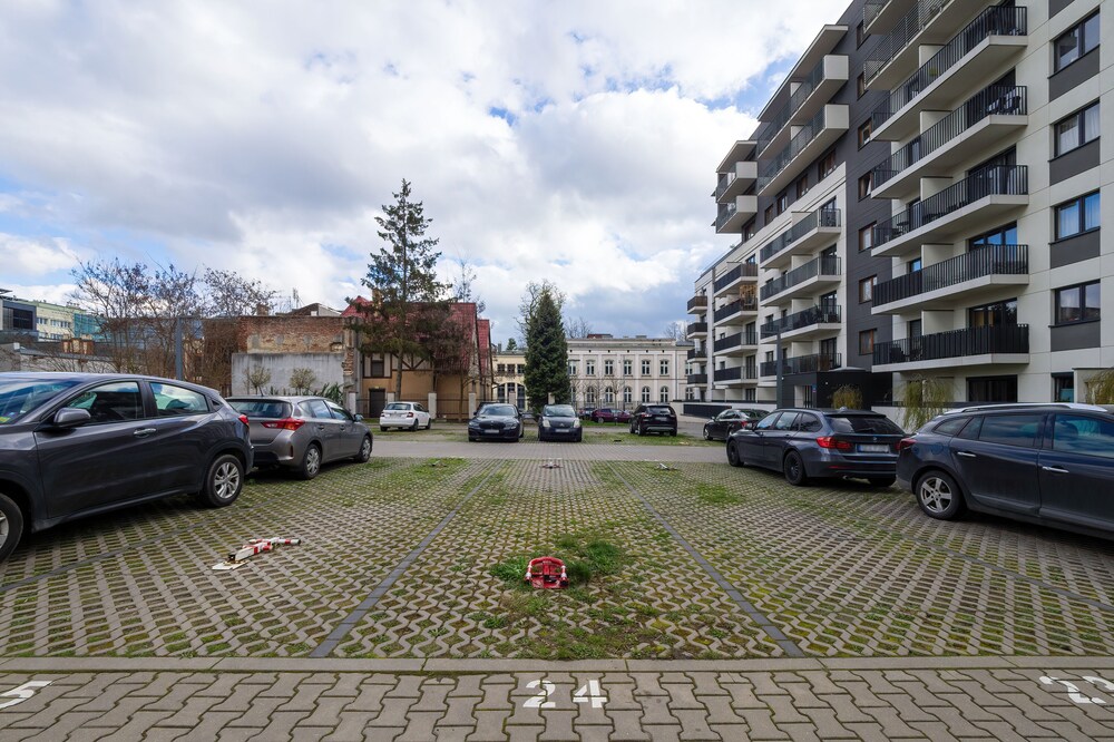 Żwirki Apartment Łódź by Renters