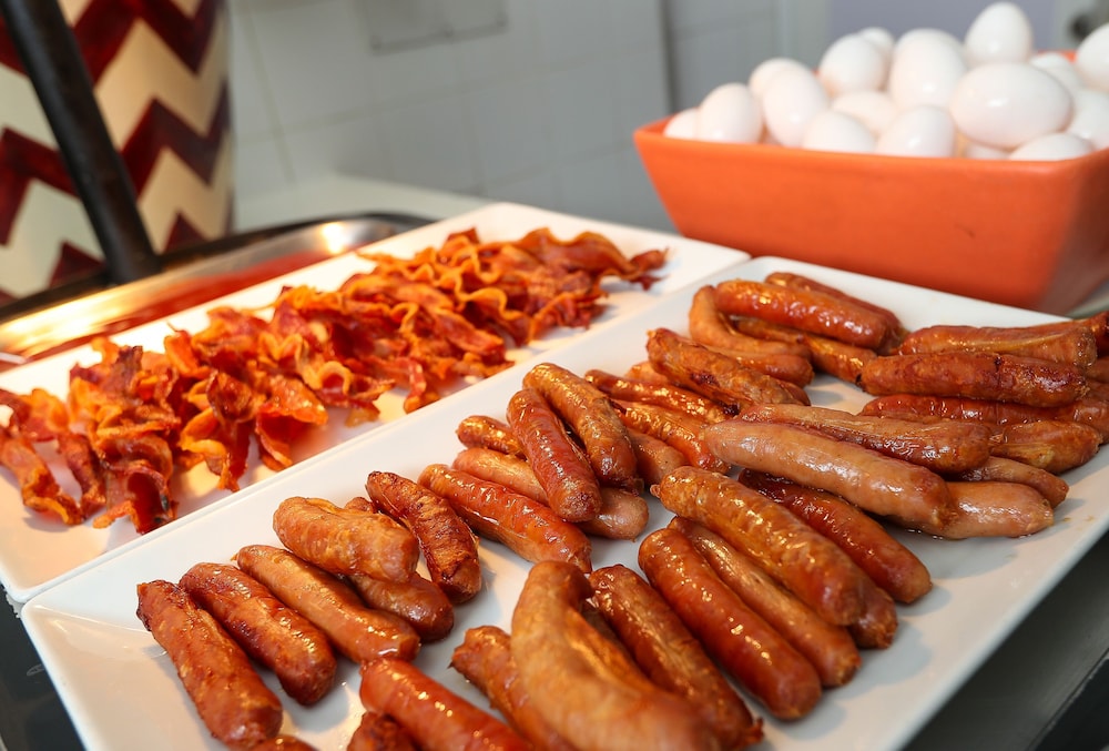 Jamaica Vacations - Grand Decameron Cornwall Beach, A Trademark All-Inclusive Resort - Property Image 16