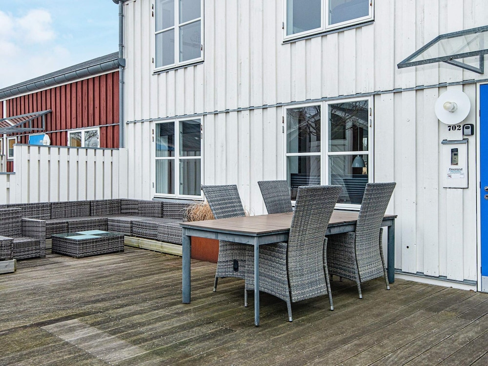 6 Person Holiday Park Home in Ebeltoft