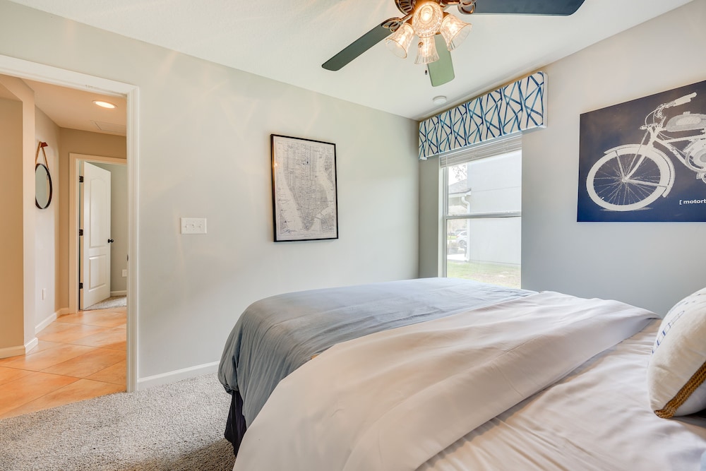 Private Patio + Lake View: Fruit Cove Home view 4