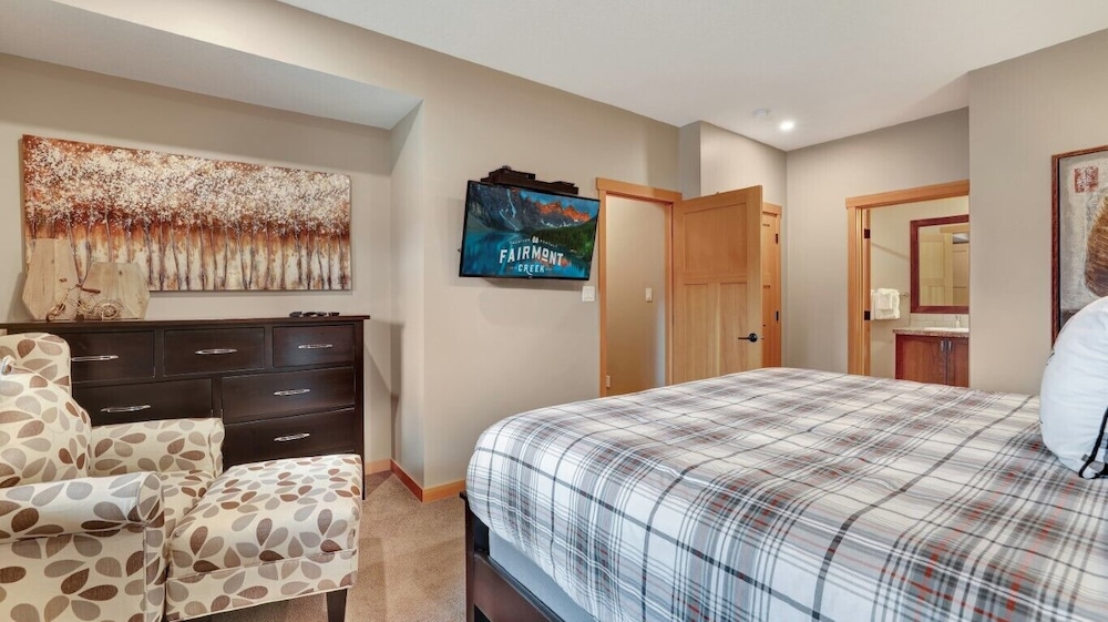 Fairmont Creek Property Rentals The Residences