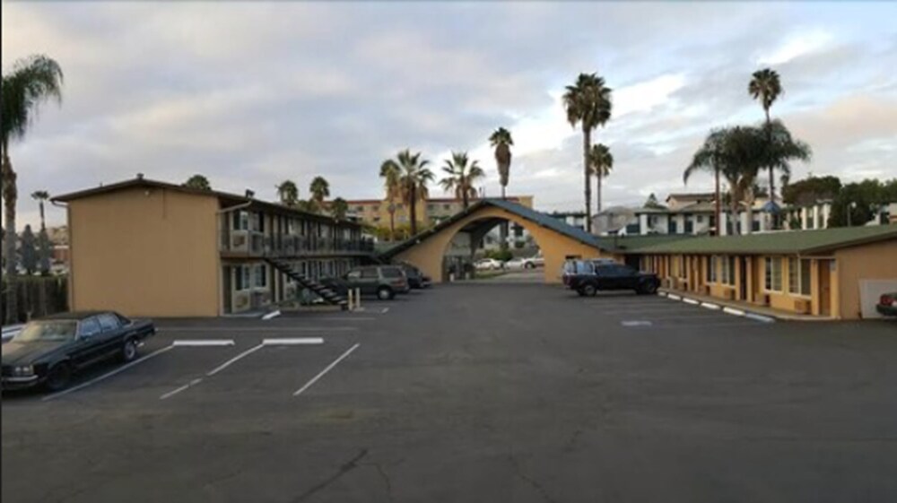 Stardust Inn