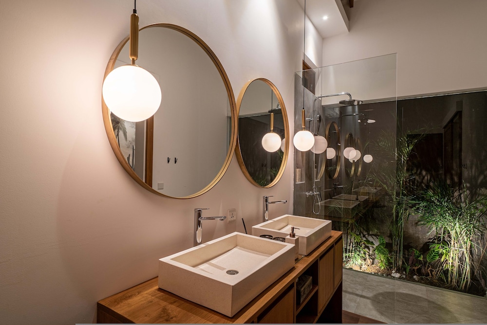 Villa Nusantara 5 by Alfred in Bali - Promo Luxury 4BD Pool Villa Pererenan Beach Caggu