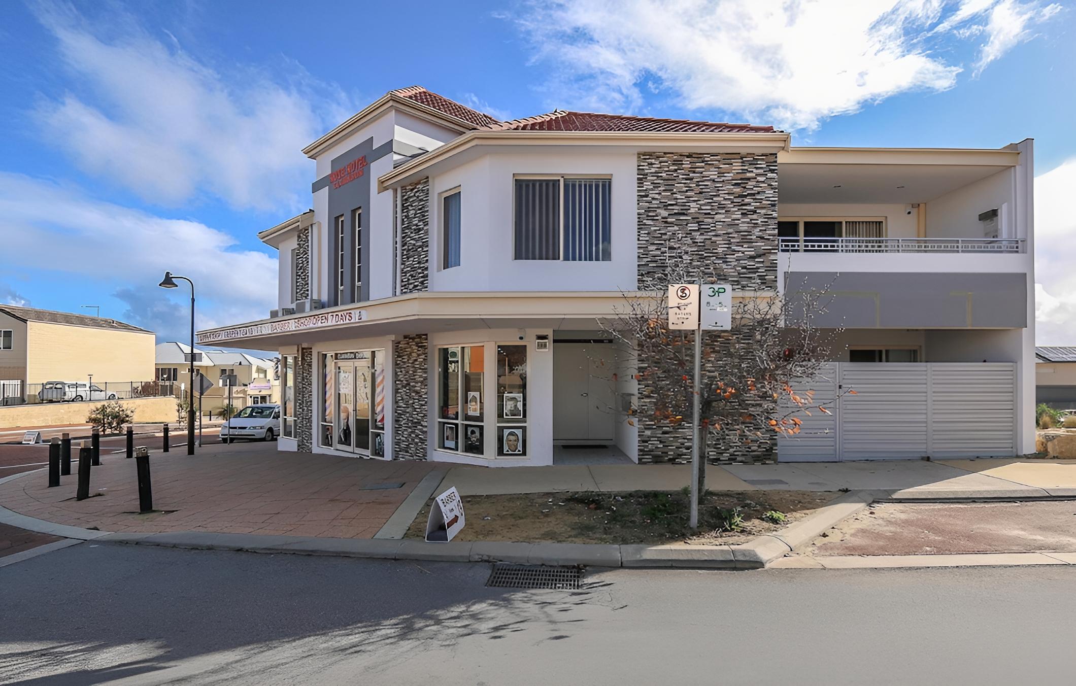 Rose Hotel Clarkson