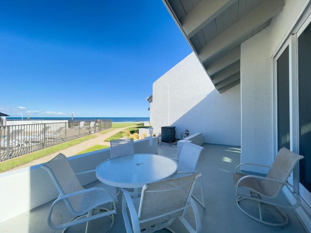 Sea Winds Condominiums I