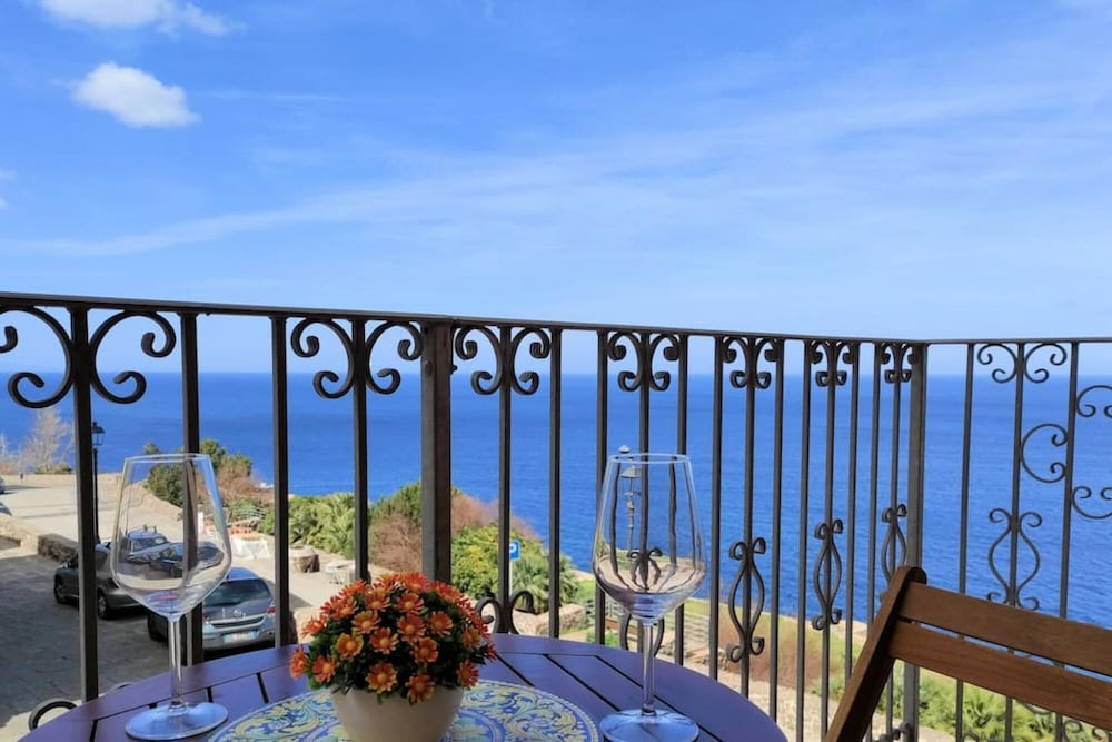Welcomely - Romantica sul Mare view 5