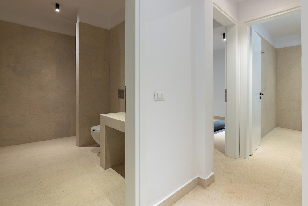 Seadream Villa