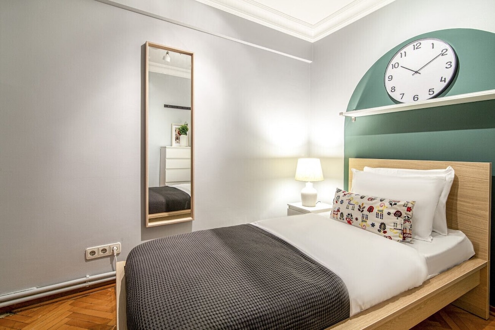 Gorgeous Flat With Lovely Balcony in Nisantasi