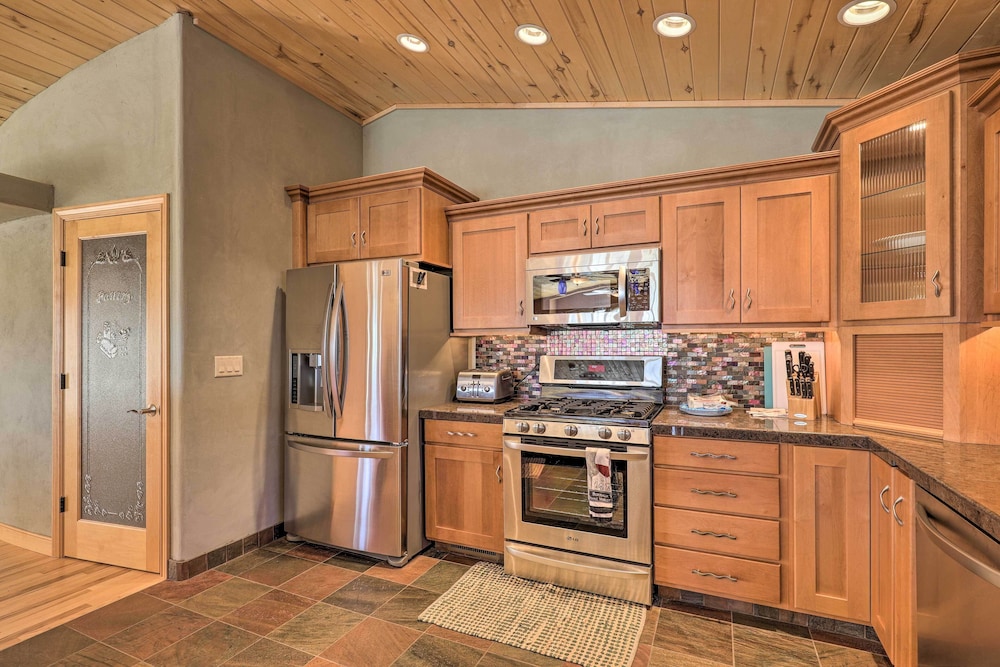 Prescott Vacations - Elegant Prescott Home < 5 Mi to Butte Creek Trail! - Property Image 23