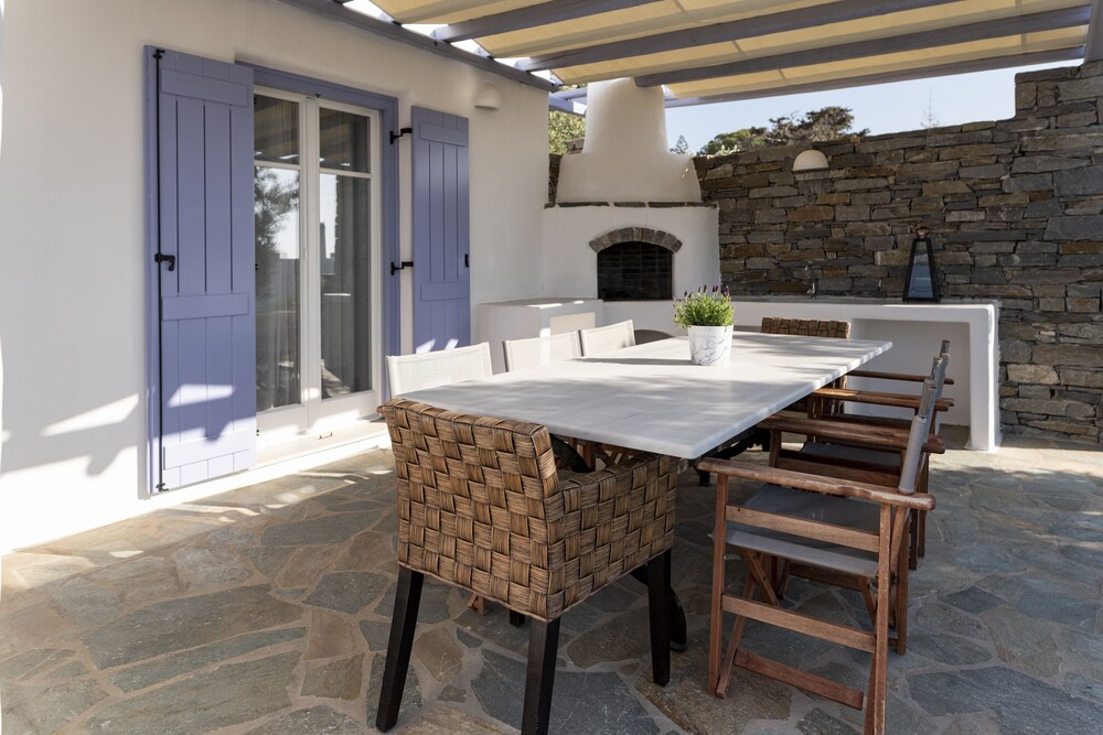 Orasea Villa Paros view 5