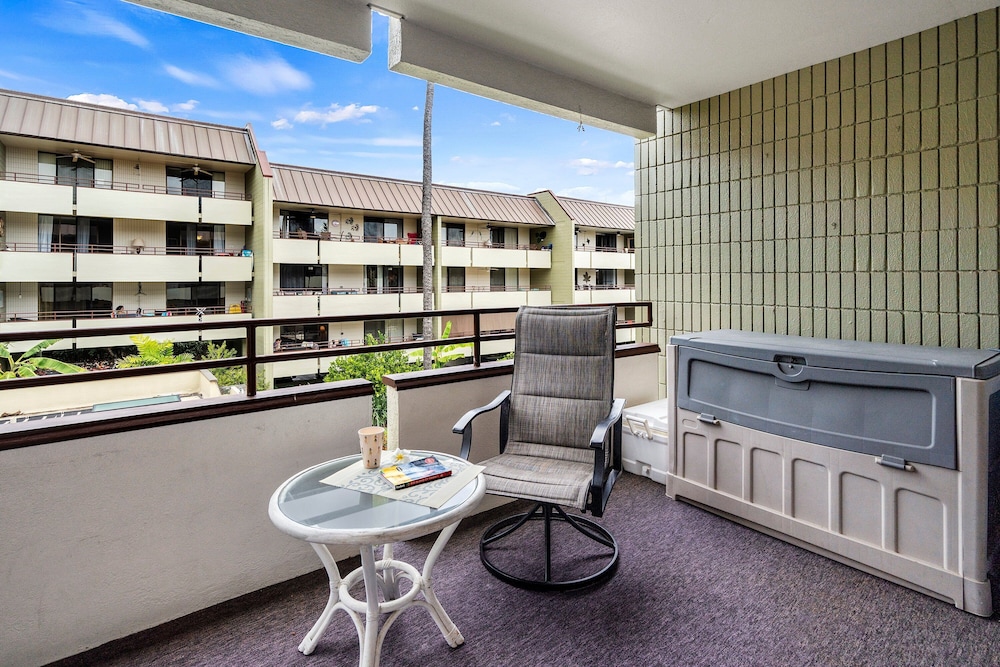 Condo With Central AC - Partial Ocean View - Concierge - Near Magic Sands Beach - Vrkcv