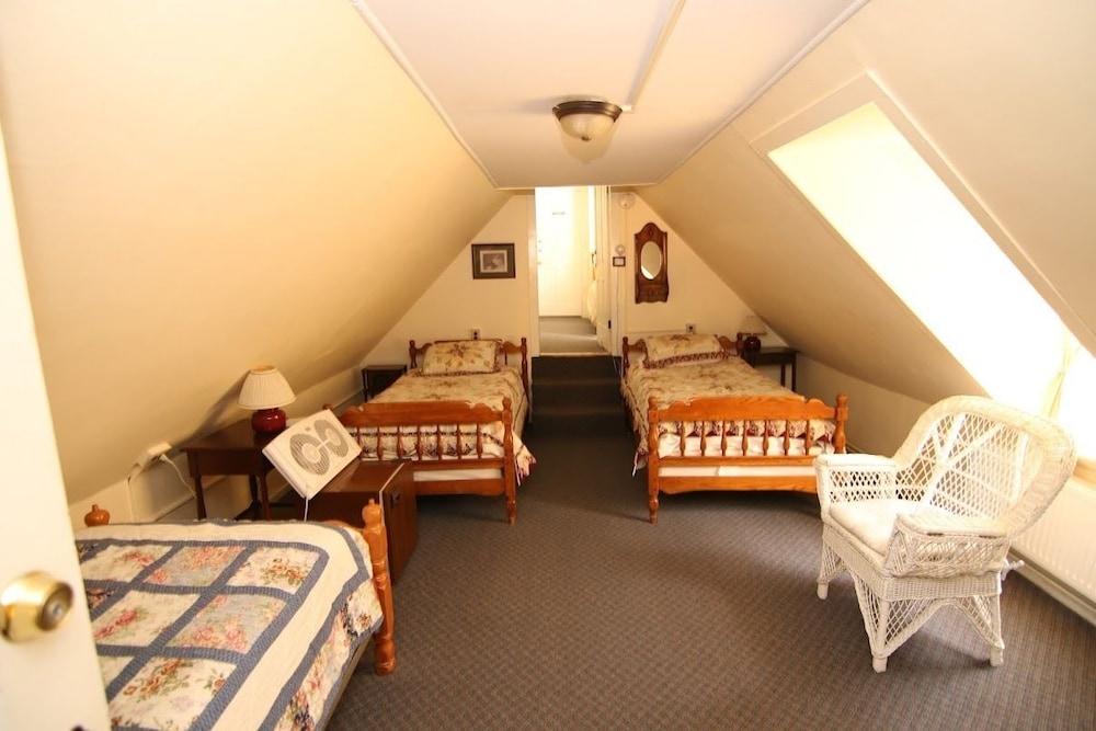 Plymouth Vacations - Salt Ash Inn - Property Image 128