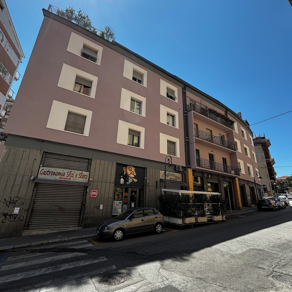 Room & Parking