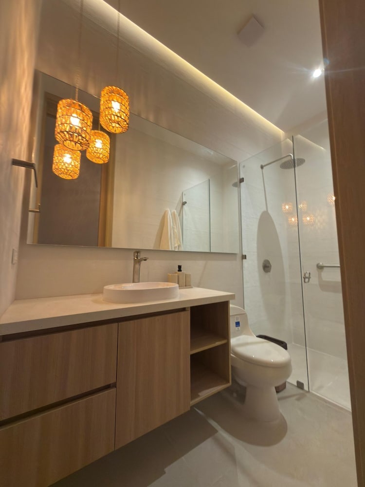 Apartamento Adalmar 804 con vista al mar