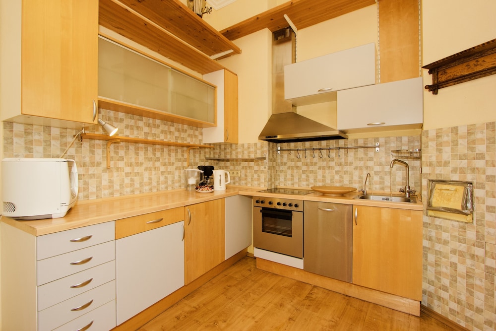 LUXKV Apartment on Sadovaya