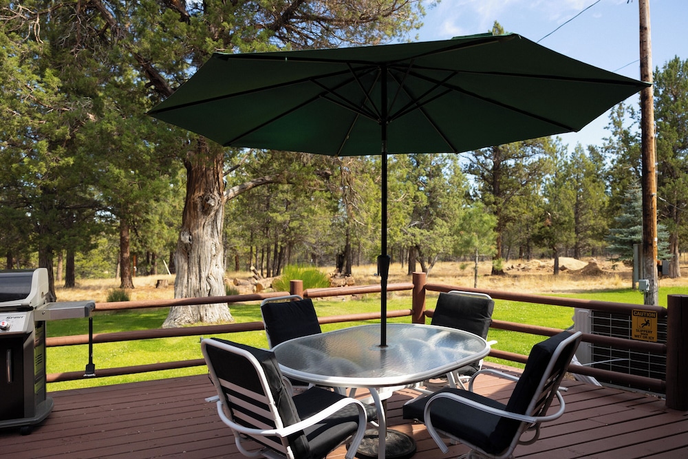 High-end Cabin 3BR 30min to Hoodoo Ski