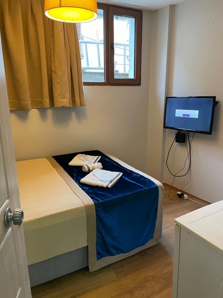 Bude Suit - Image 32