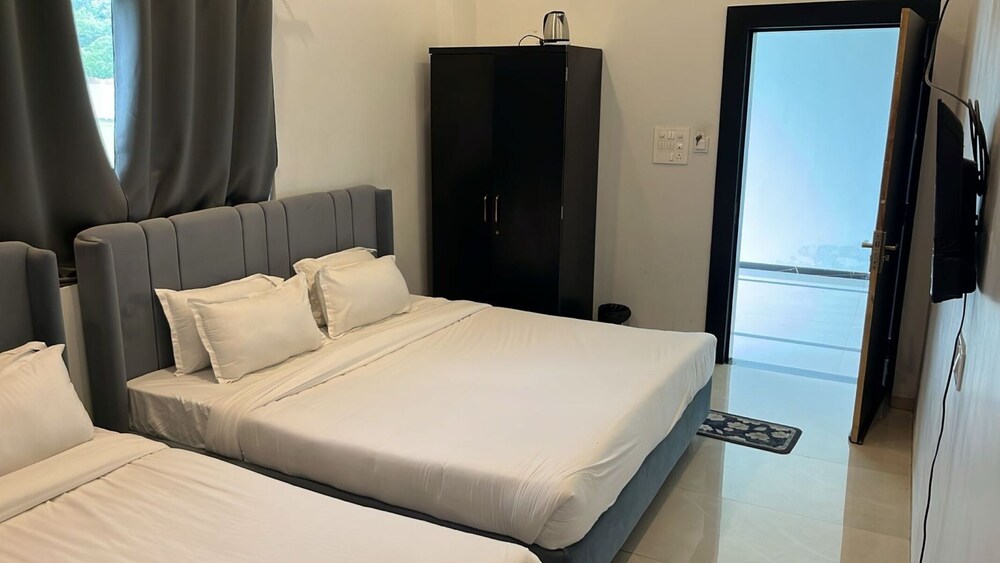 Hotel Sanwariya Family & Restaurant
