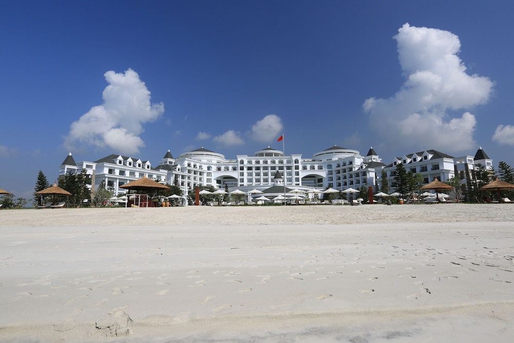 Vinpearl Resort & Spa Ha Long