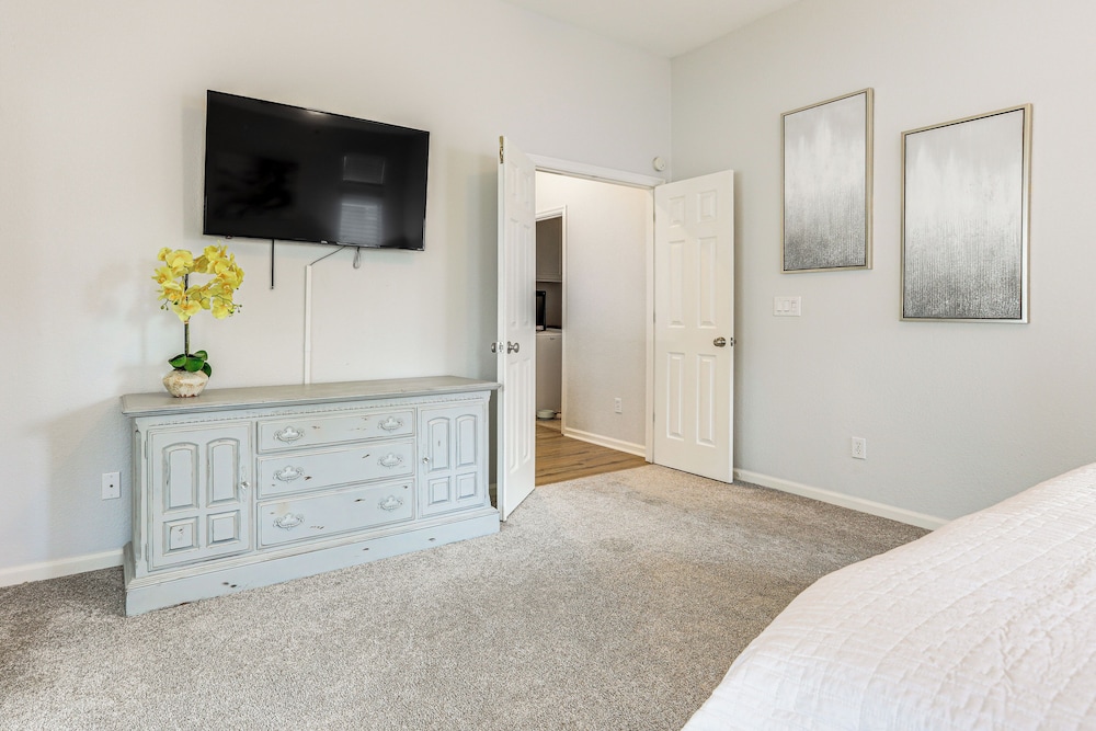 Family Home Near Folsom Lake in El Dorado Hills!