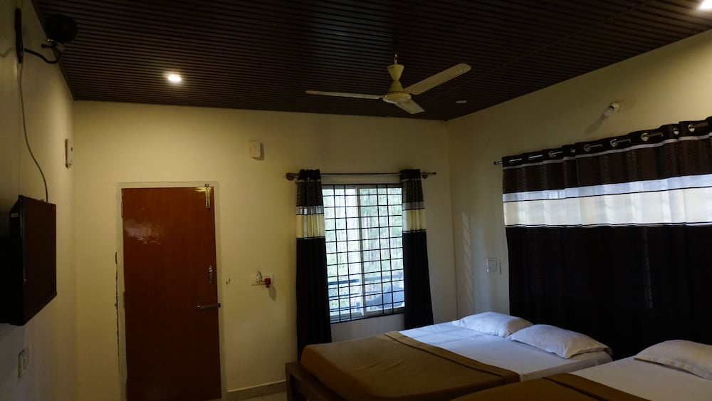 RAJ VILLAS