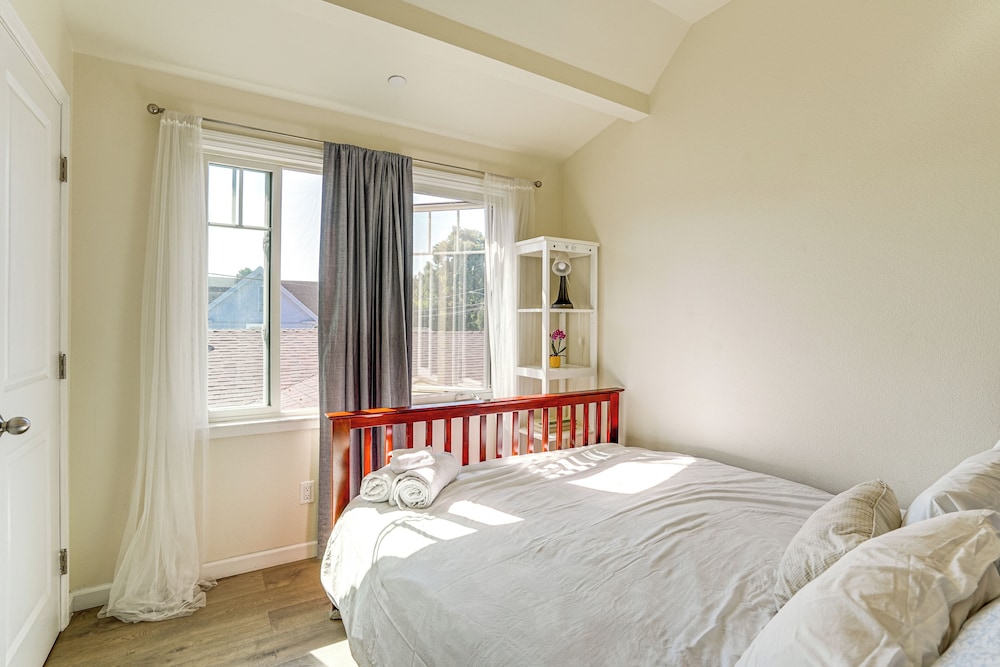 Walk to Dimond District Gems: Home in Oakland
