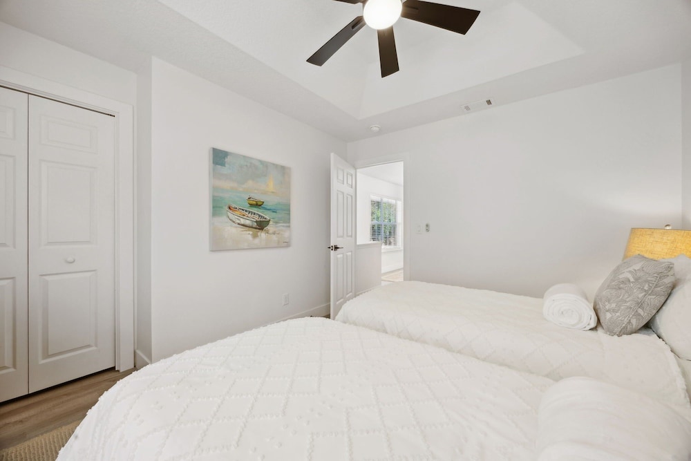 322 S. 5th Street Unit A 3 Bedroom Townhouse