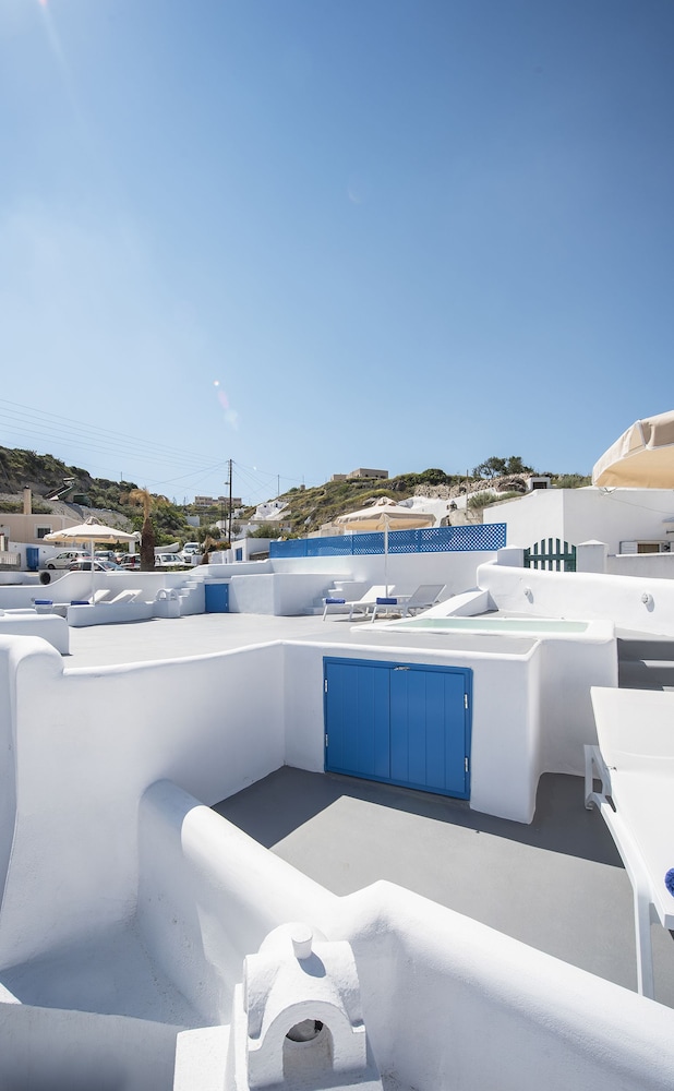 Kadia Traditional Residences