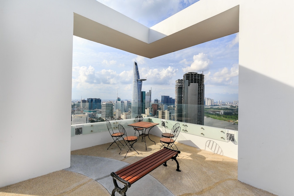 Saigon Royal Apartment - MM Home
