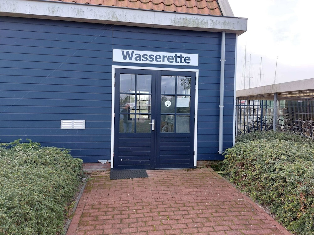 Luxury Houseboat in Volendam Marina, photo 26