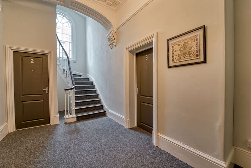 Host Stay Shaw Street Apartment