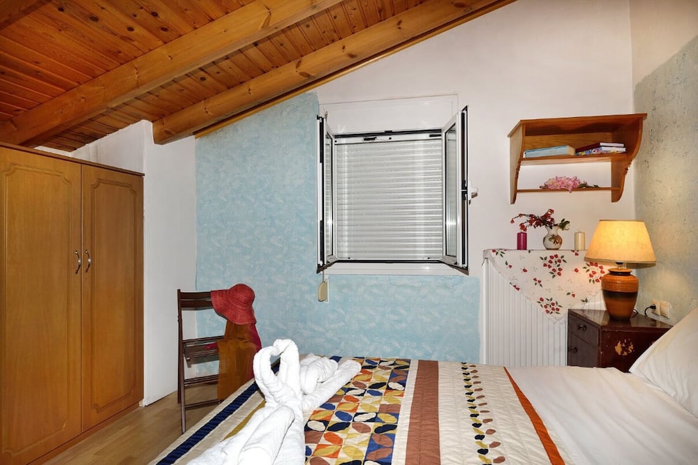 Villa Areti - A Cottage in Cretan Nature view 4