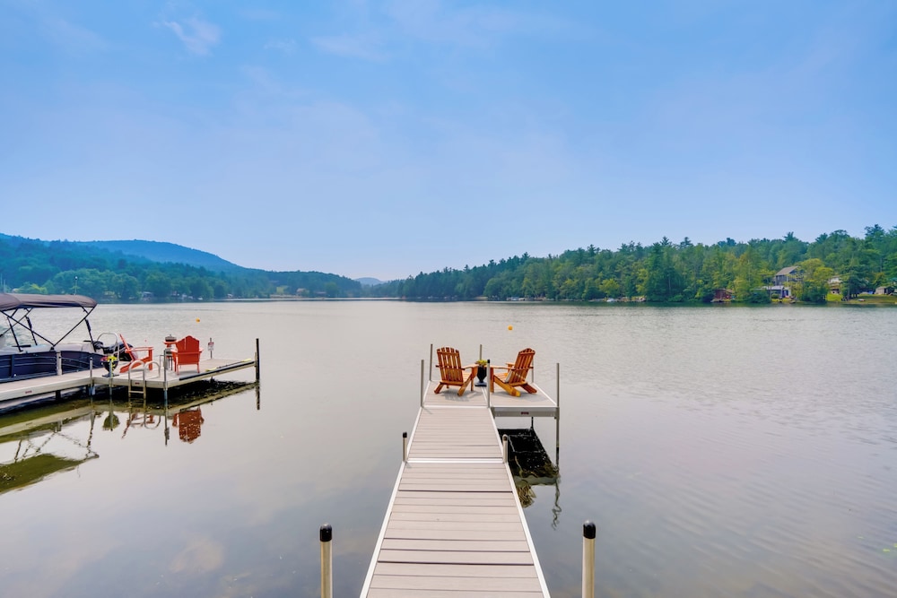 Dock & Lake Access: Studio 14 Mi to Dtwn Albany!