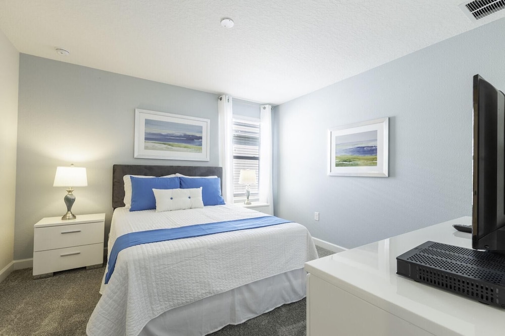 8890ccd-the Retreat at Championsgate - Image 4