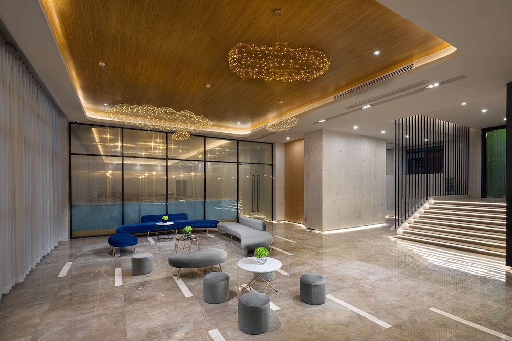 Hangzhou Vacations - Microtel by Wyndham Hangzhou - Property Image 2