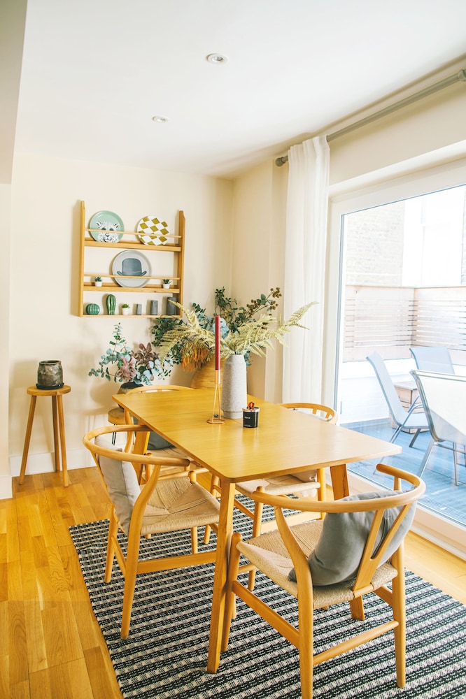 Accomodo London South Kensington - Elegant 3 Bedroom Apartments near Museums