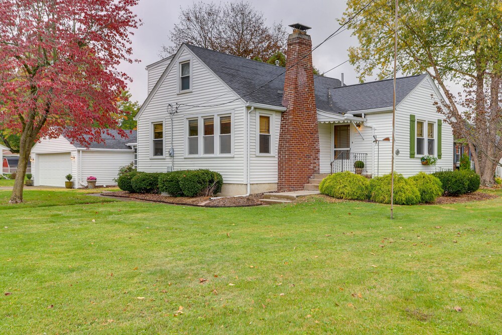 Cozy Cottage in Historic Village: Near Cedar Point