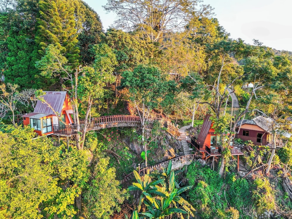 Phucheefainn Resort