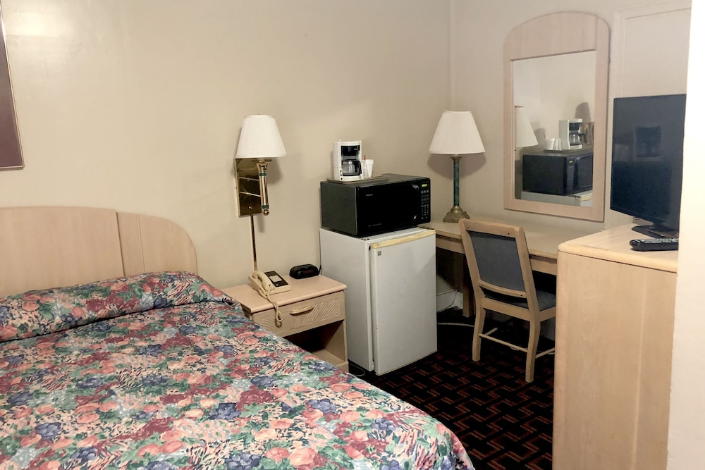 OYO Hotel Starlite Seneca Falls