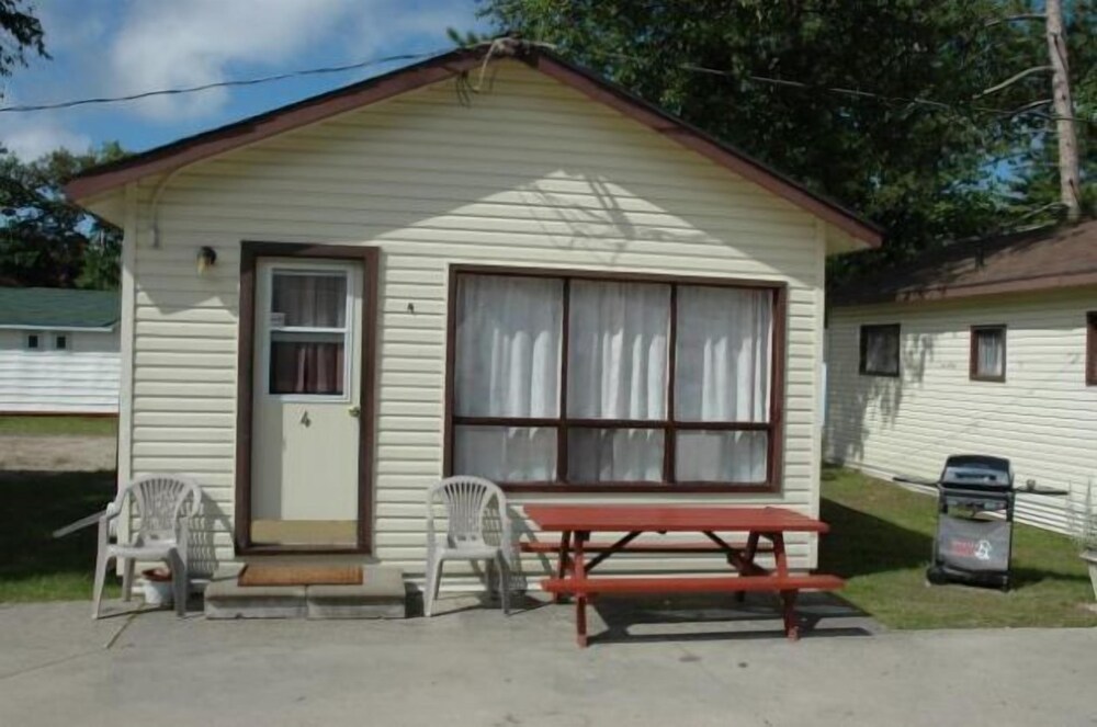 Oak Haven Cottages