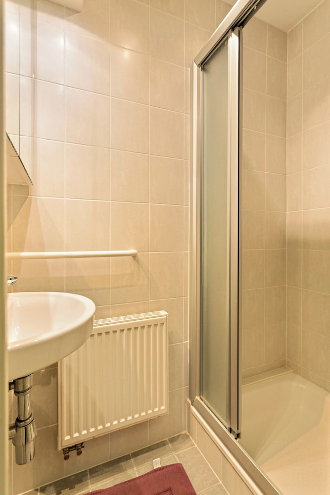 Flat in Blankenberge With Ocean Views