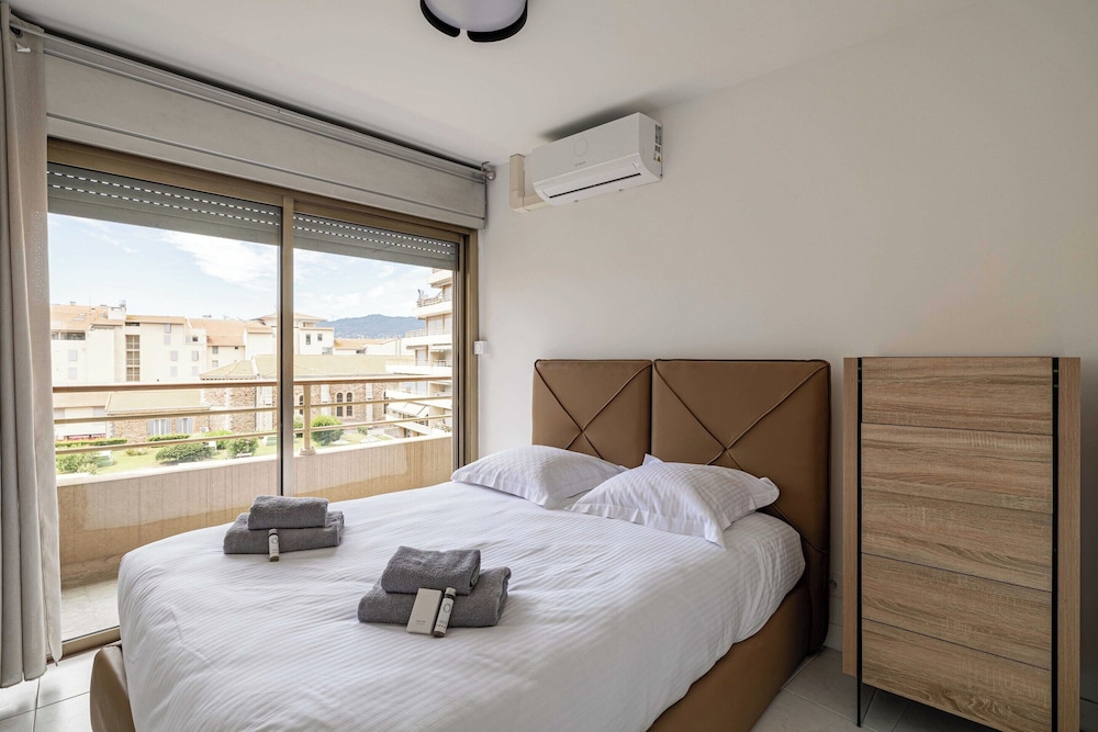 Very Nice Renovated Apartment - Cannes La Bocca - 3br/6p view 5