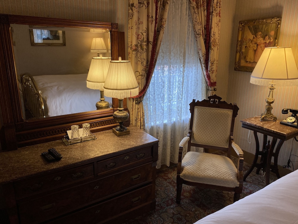 Atlantic Hotel