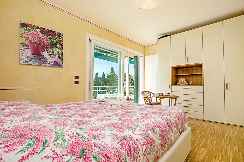 Casa Bel Tramonto view 4